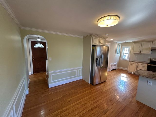 75 Statler NA, Belmont, MA 02478