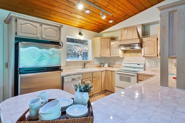 1731 Jacobs Way, Placerville, CA 95667