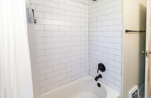 913 Harmony Way, Evansville, IN 47720