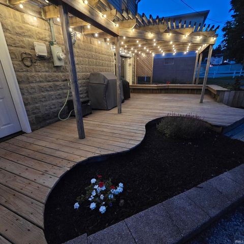 913 Harmony Way, Evansville, IN 47720