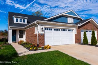 10029 Windcrest Farms Ln, Louisville, KY 40291