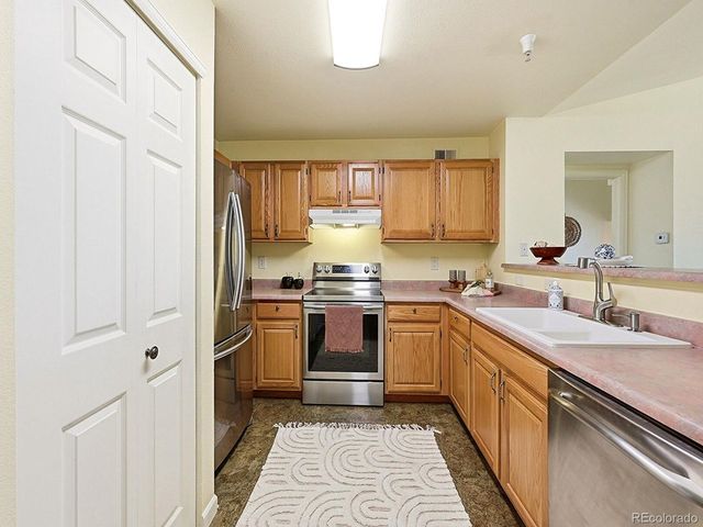 5667 S Urban St 304, Littleton, CO 80127