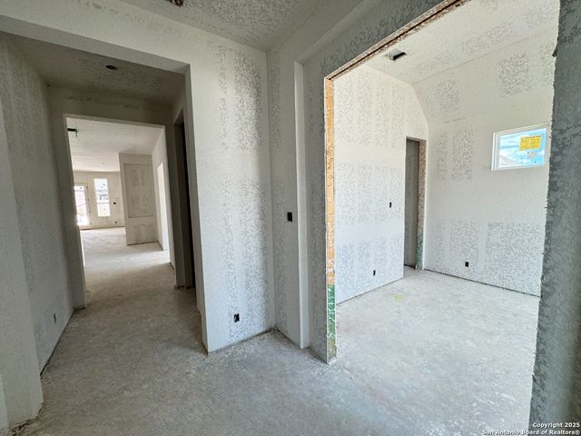 151 Annette Drive, Castroville, TX 78253