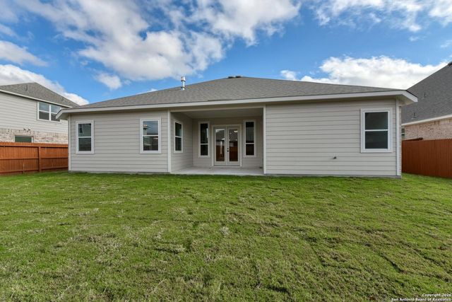 151 Annette Drive, Castroville, TX 78009