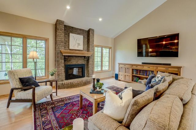 5619 Cottonwood Court, Shoreview, MN 55126