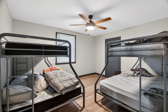 1848 Cardinal Dr, Pleasant View, TN 37146