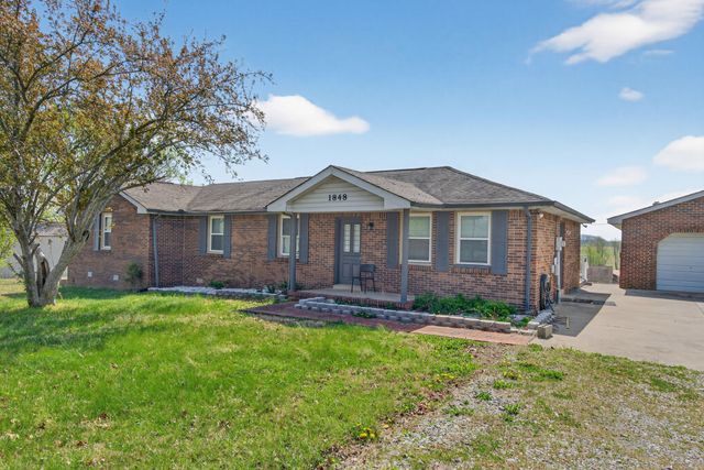 1848 Cardinal Dr, Pleasant View, TN 37146