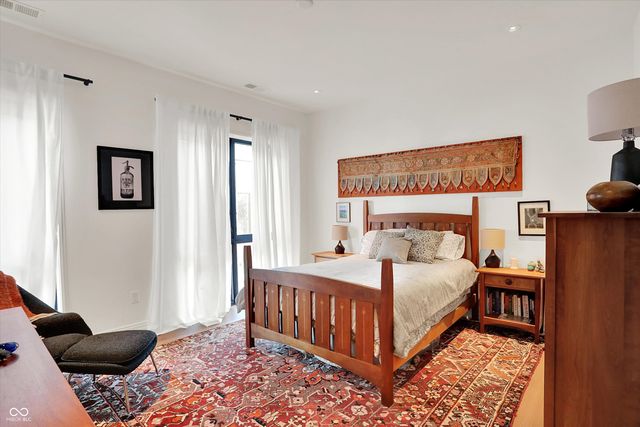 877 N East Street 303, Indianapolis, IN 46202