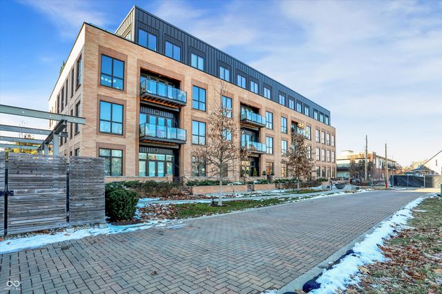 877 N East Street 303, Indianapolis, IN 46202