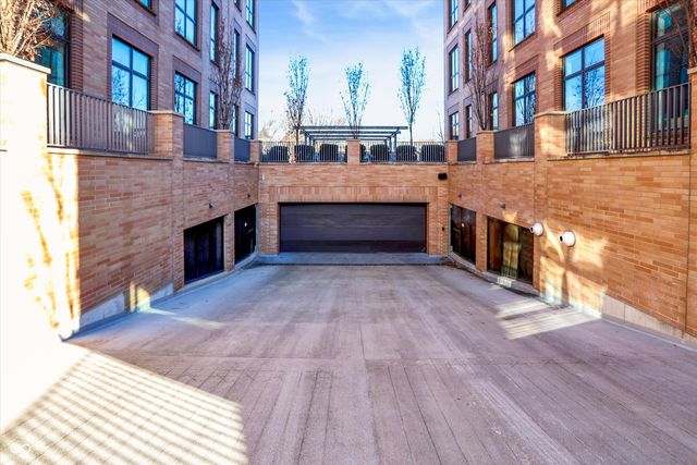 877 N East Street 303, Indianapolis, IN 46202