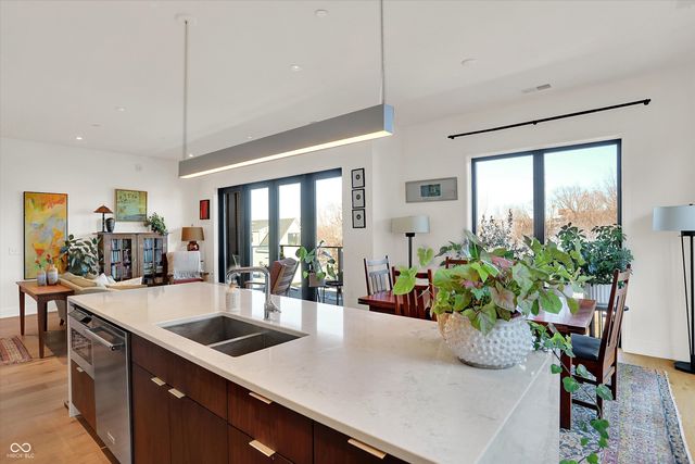 877 N East Street 303, Indianapolis, IN 46202