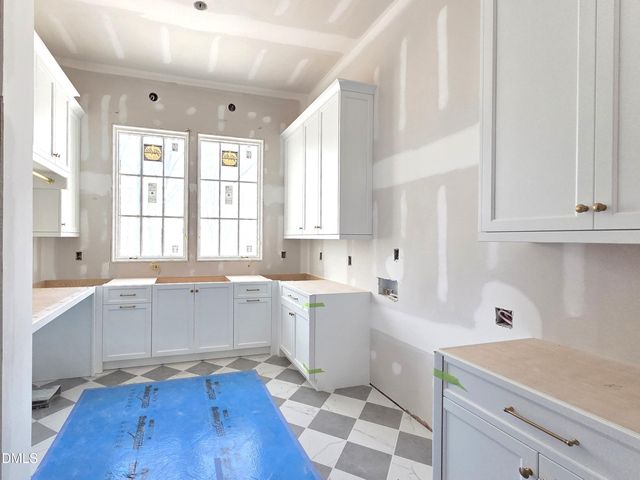 6477 Sanctuary Falls Drive, Raleigh, NC 27614