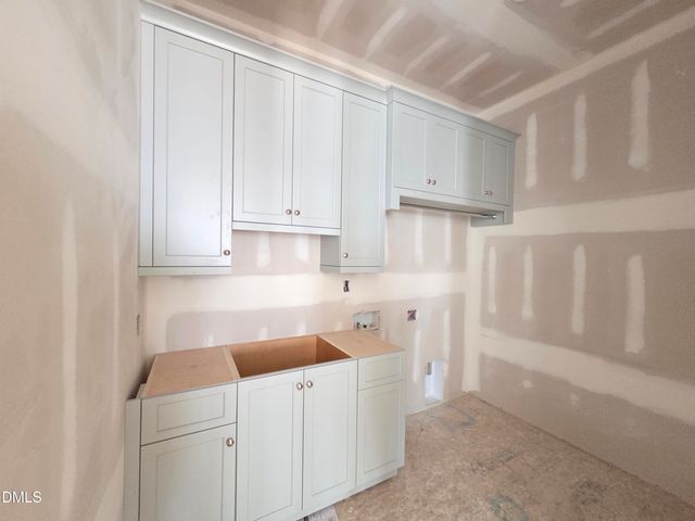 6477 Sanctuary Falls Drive, Raleigh, NC 27614