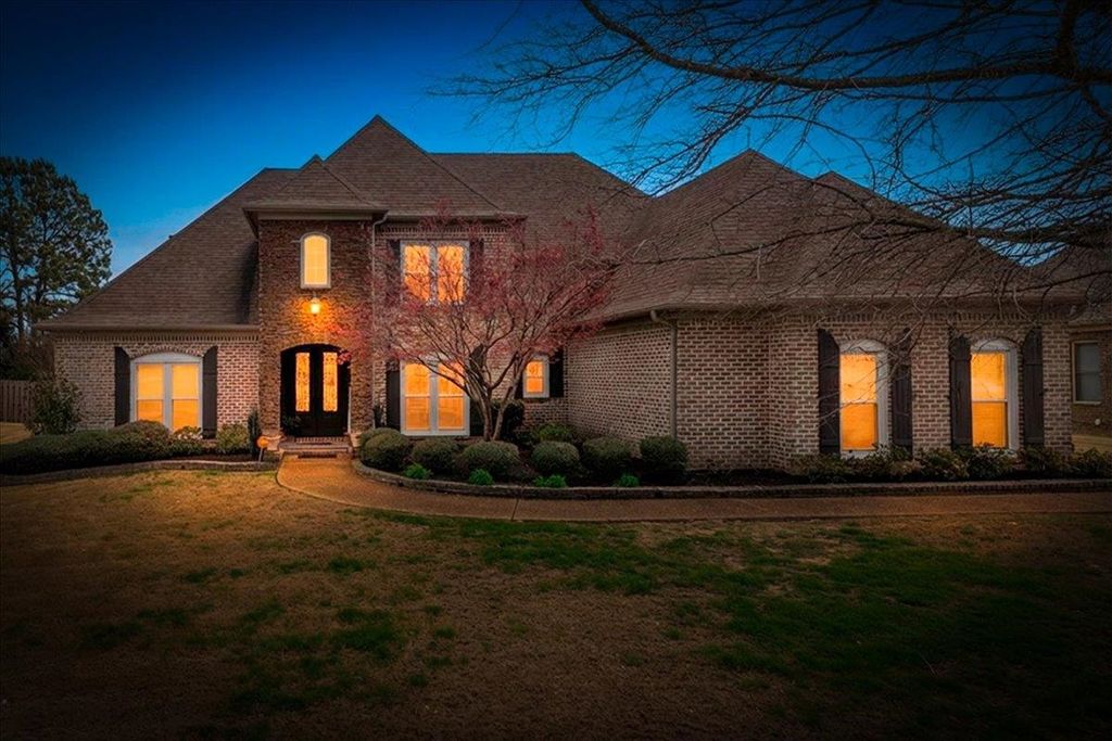 1196 TUSCUMBIA RD, Collierville, TN 38017