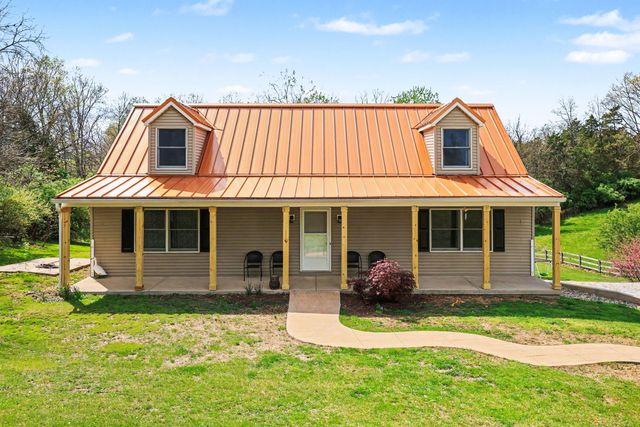 10562 S Licking Pike, Alexandria, KY 41001