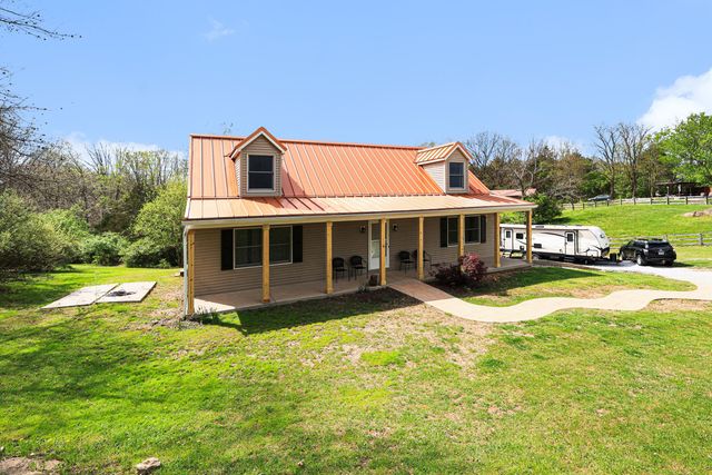 10562 S Licking Pike, Alexandria, KY 41001