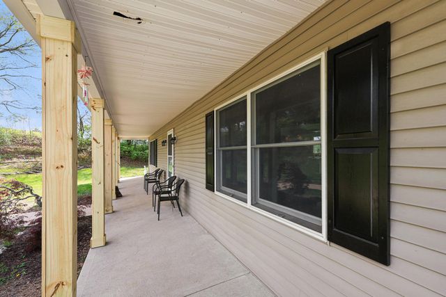 10562 S Licking Pike, Alexandria, KY 41001