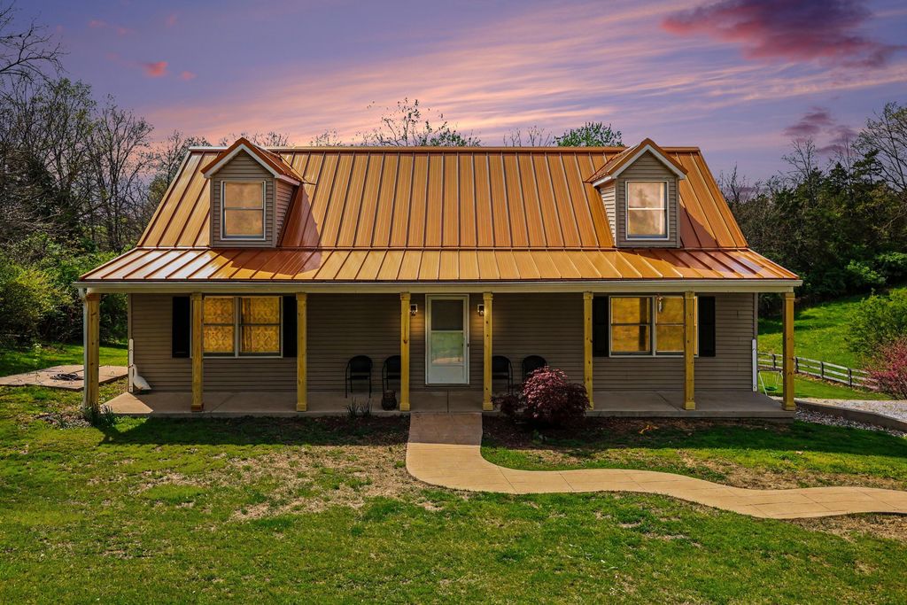 10562 S Licking Pike, Alexandria, KY 41001
