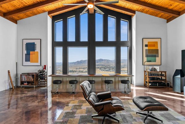 6171 Del Rio Way, Yucca Valley, CA 92284