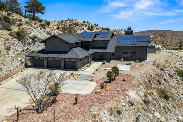 6171 Del Rio Way, Yucca Valley, CA 92284