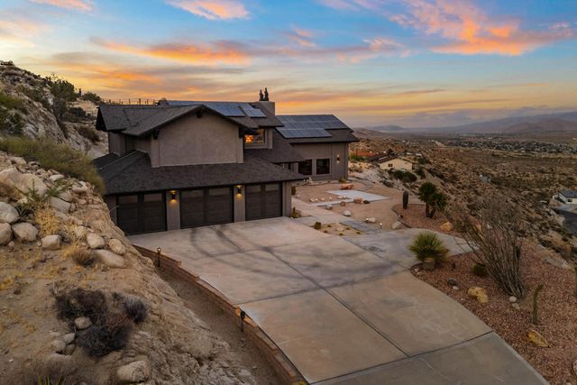 6171 Del Rio Way, Yucca Valley, CA 92284