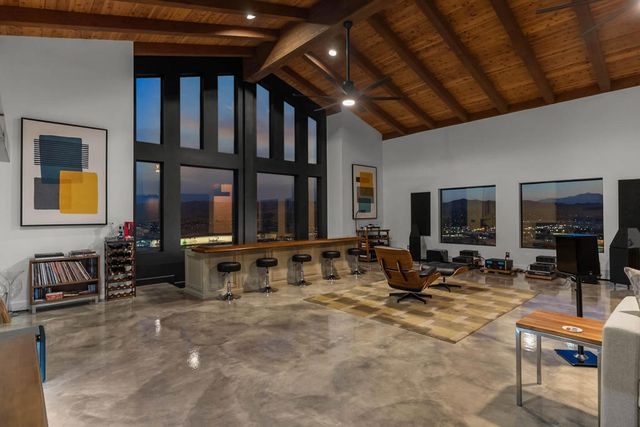 6171 Del Rio Way, Yucca Valley, CA 92284