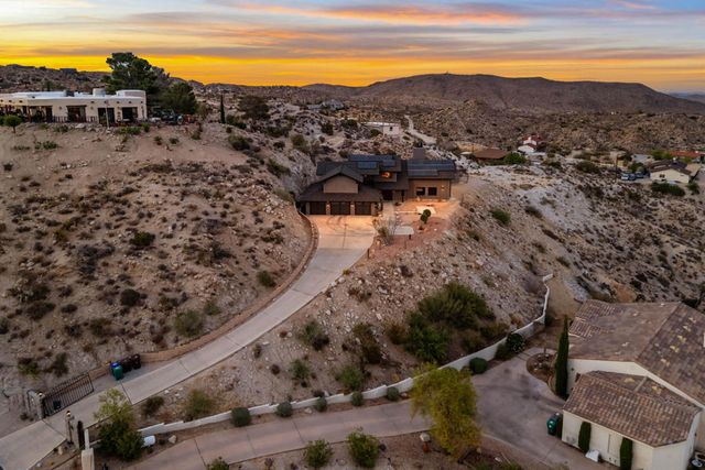 6171 Del Rio Way, Yucca Valley, CA 92284