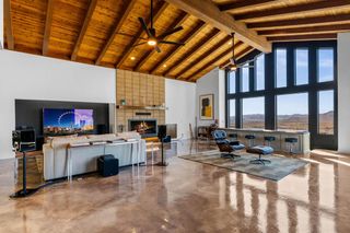6171 Del Rio Way, Yucca Valley, CA 92284