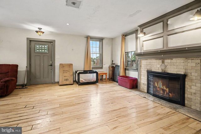61 MAYFIELD ST, Dover, PA 17315
