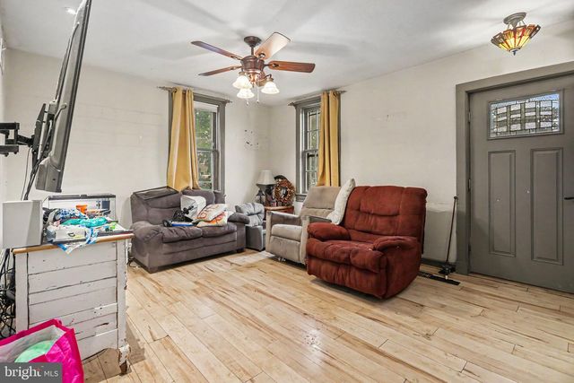 61 MAYFIELD ST, Dover, PA 17315