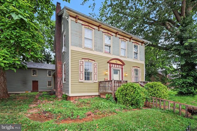 61 MAYFIELD ST, Dover, PA 17315