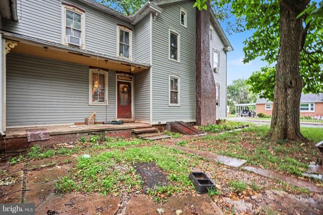 61 MAYFIELD ST, Dover, PA 17315