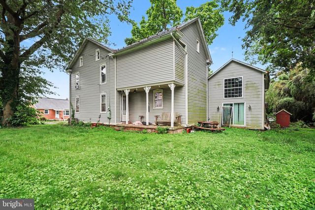 61 MAYFIELD ST, Dover, PA 17315