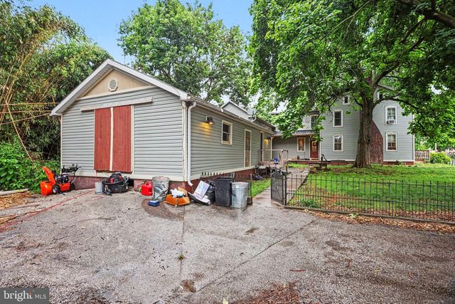 61 MAYFIELD ST, Dover, PA 17315