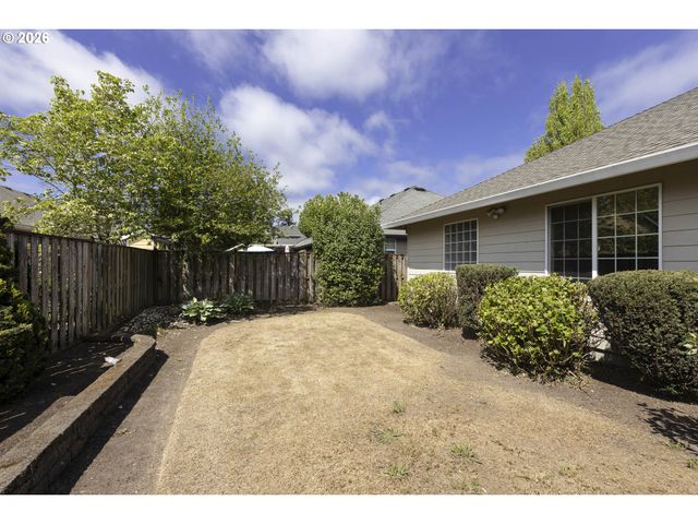 1964 Nw COTTONWOOD Dr, Mc Minnville, OR 97128