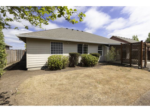 1964 Nw COTTONWOOD Dr, Mc Minnville, OR 97128