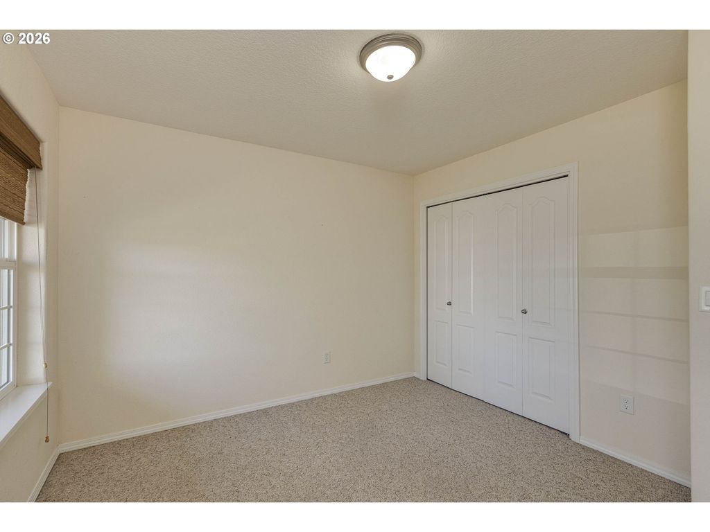 Image 20 of property listing at 1964 Nw COTTONWOOD Dr, Mc Minnville, OR 97128