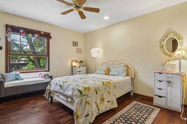816 Bonnie Brae Lane, Bolingbrook, IL 60440