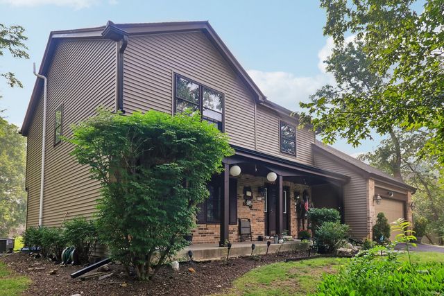 816 Bonnie Brae Lane, Bolingbrook, IL 60440
