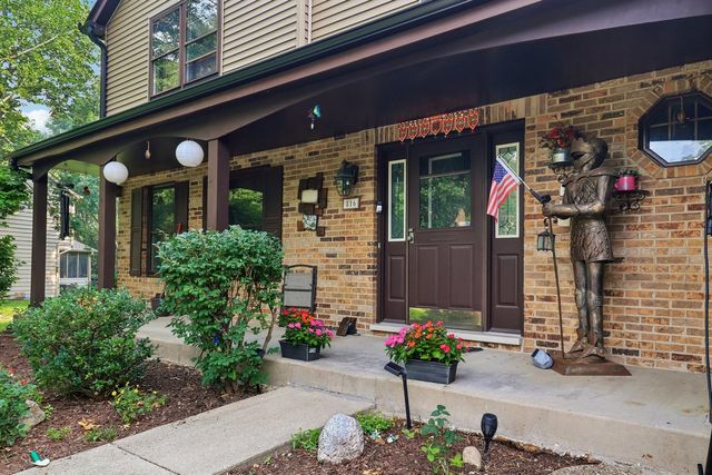 816 Bonnie Brae Lane, Bolingbrook, IL 60440