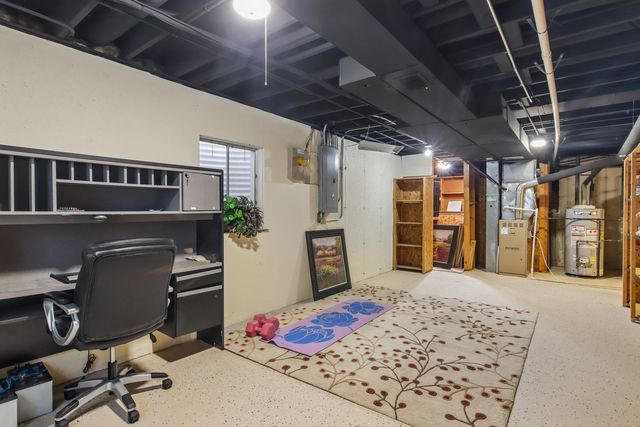 816 Bonnie Brae Lane, Bolingbrook, IL 60440