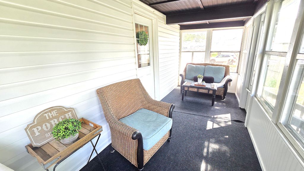 Image 11 of property listing at 433 S Lincoln Boulevard, Centralia, IL 62801