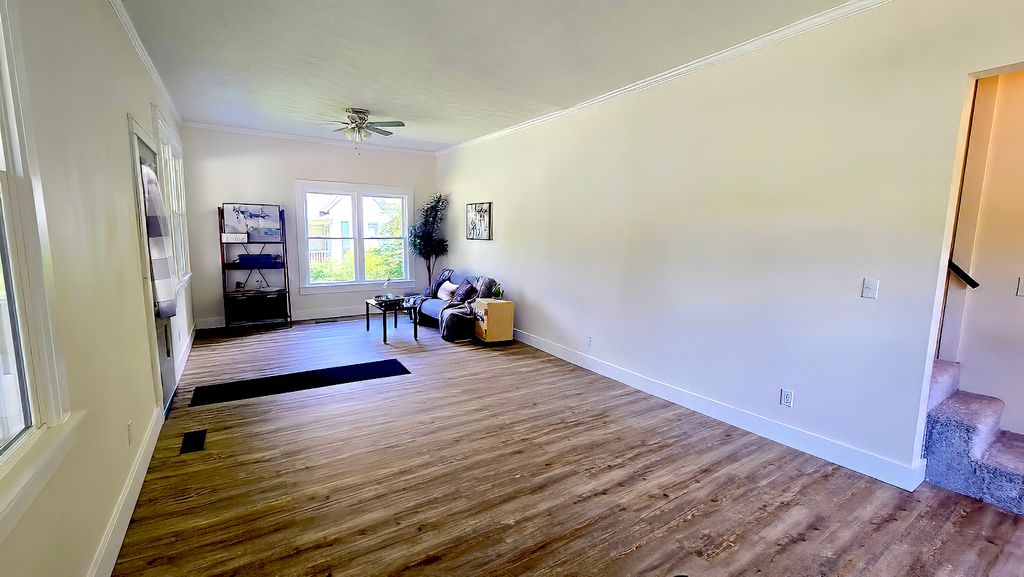 Image 15 of property listing at 433 S Lincoln Boulevard, Centralia, IL 62801