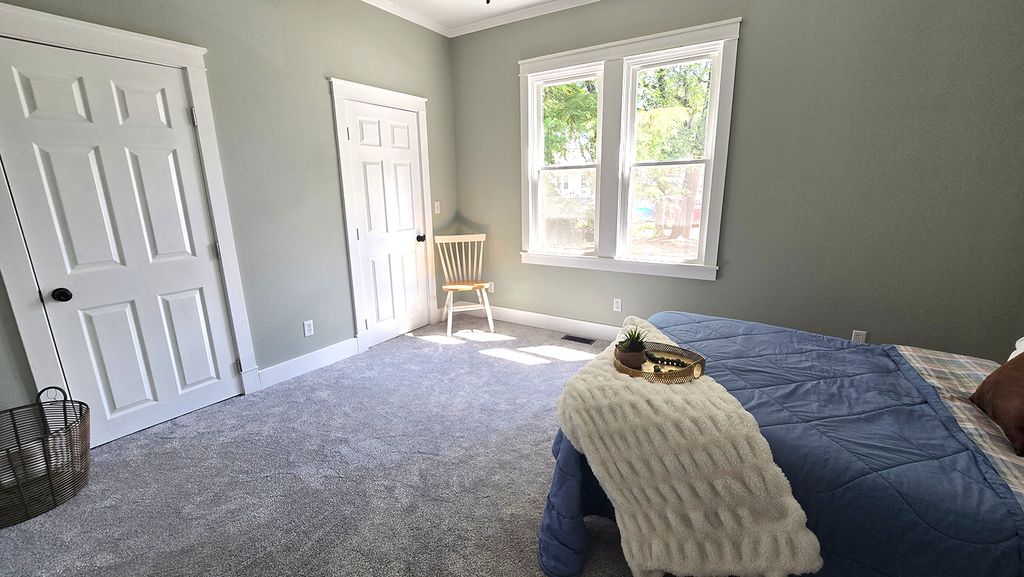 Image 33 of property listing at 433 S Lincoln Boulevard, Centralia, IL 62801