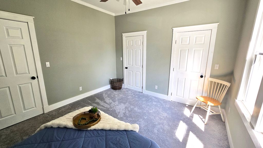 Image 34 of property listing at 433 S Lincoln Boulevard, Centralia, IL 62801