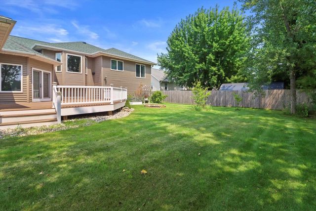 1016 Eagle Lane, Poynette, WI 53955