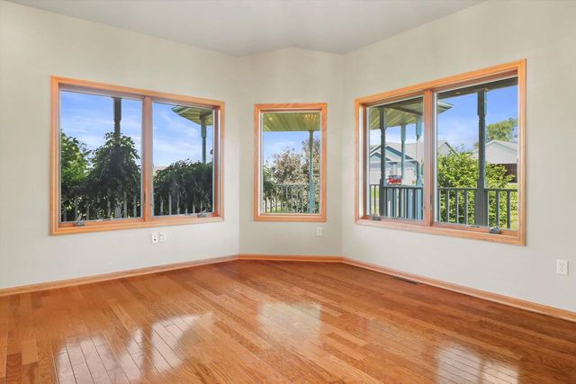 1016 Eagle Lane, Poynette, WI 53955