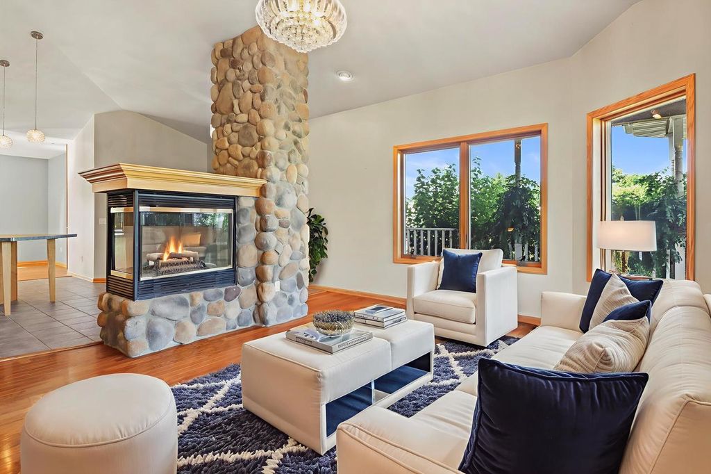 1016 Eagle Lane, Poynette, WI 53955