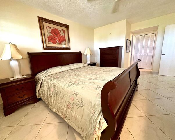 2671 S Course Drive 802, Pompano Beach, FL 33069
