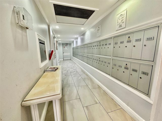 2671 S Course Drive 802, Pompano Beach, FL 33069